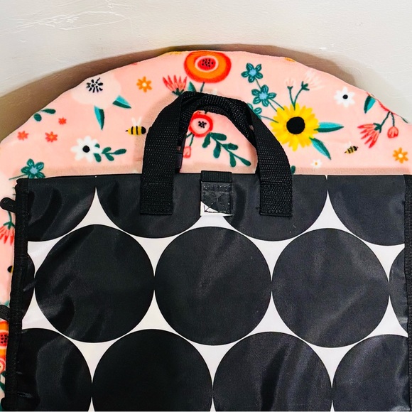 Thirty One Big Dot Organizer Fold & Hang Travel Make-Up Jewelry - Picture 5 of 5